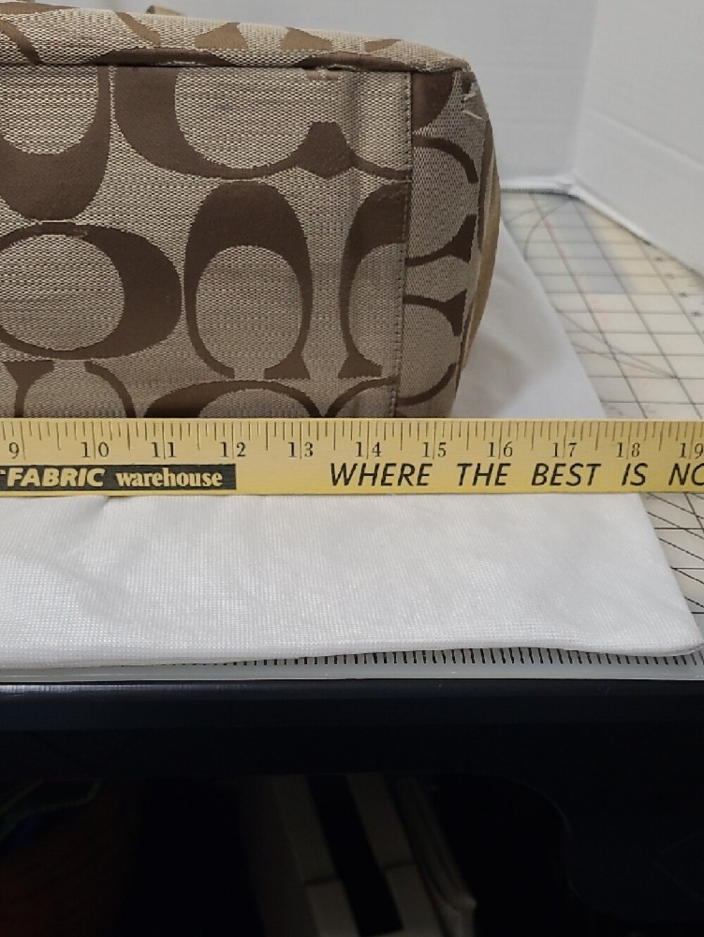 Coach Khaki Signature Tote with Gold Trim - Picture 14 of 16